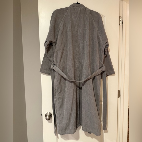 Lacoste Unisex Robe - Picture 5 of 8